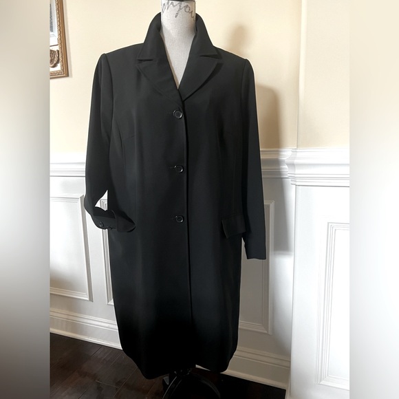 H&M, Single Breasted 3/4 Length Black Tailored Classic Topper/Blazer. - Picture 1 of 15